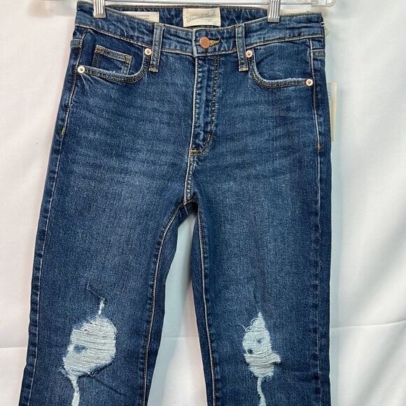 Universal Thread high-rise stretch straight jeans size 2(26 reg) NWT - Picture 2 of 16